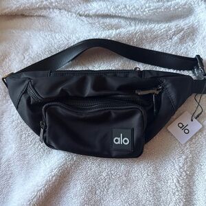 New ALO Yoga Black Men's Women’s Belt Bag